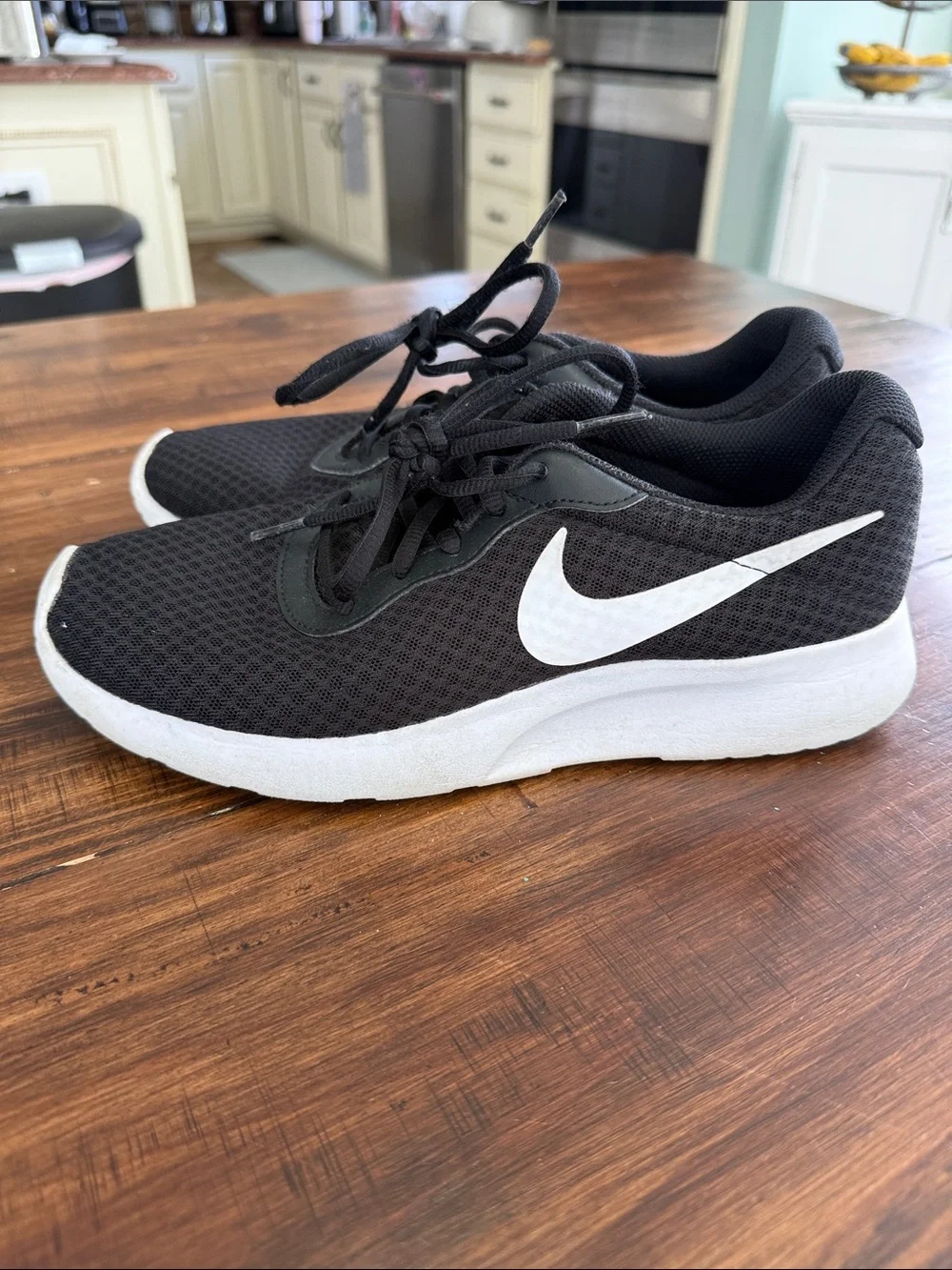 Nike Black and White Mesh Running Shoes